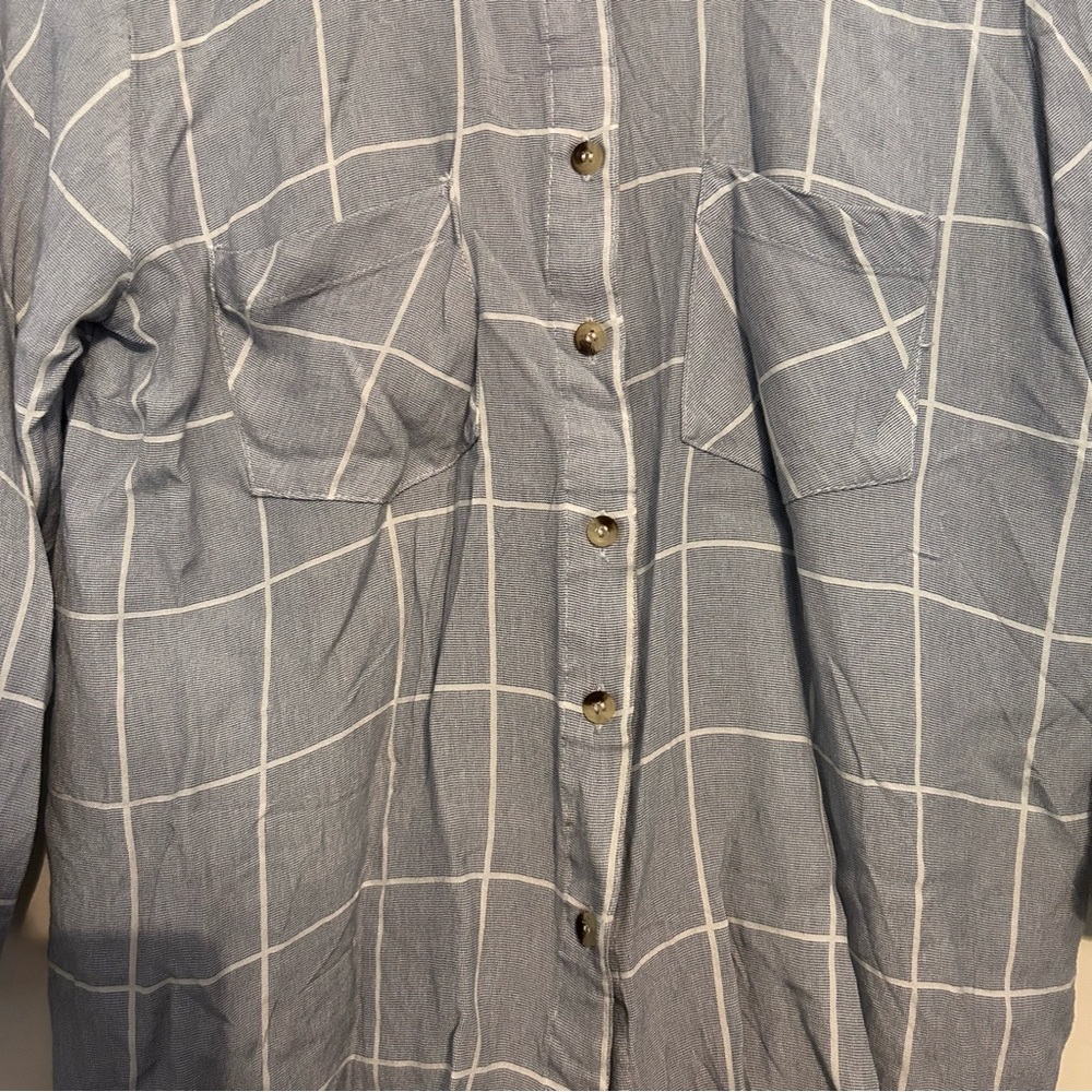 Sim & Sam Button Up Blouse - Picture 3 of 9